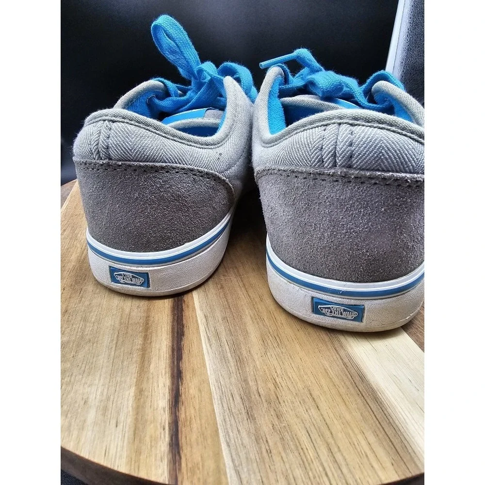 Vans Gray And‎ Blue Womens Size 6 Leather Sneakers